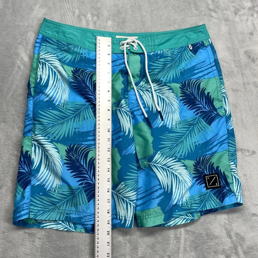 American‎ Eagle Shorts Mens L Green Blue Tropical Print Water Polo Board Surfing